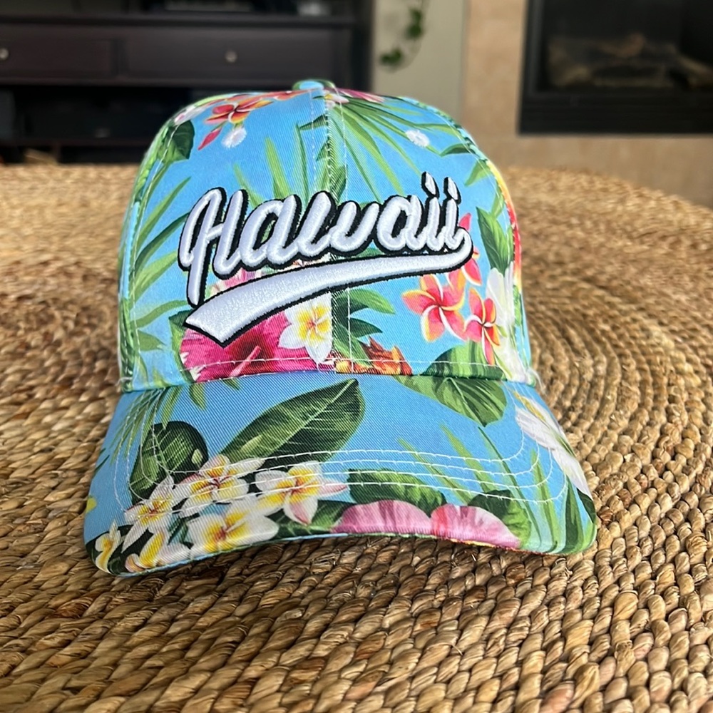 NWOT Unisex Hawaii floral cap